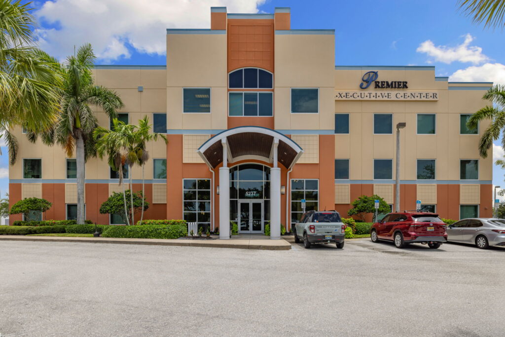 Executive Office Space and Meeting Rooms in Fort Myers, FL.